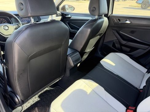 Used 2020 Volkswagen Jetta R-Line w/ R-Line Cold Weather Package image 21