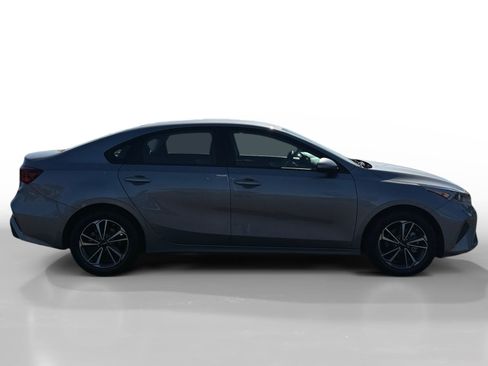 Used 2024 Kia Forte LXS FWD image 6