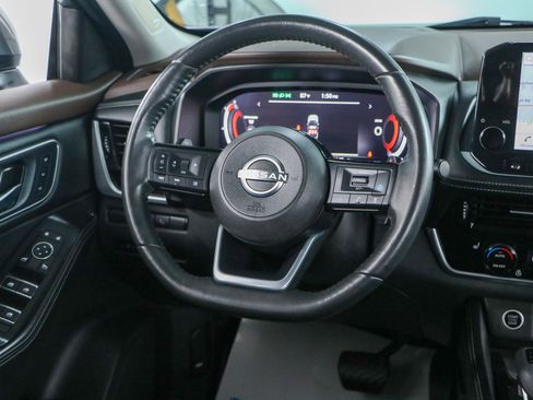 Used 2023 Nissan Rogue Platinum w/ Platinum Premium Package image 12