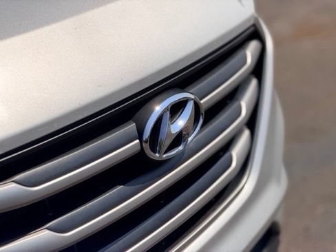 Used 2018 Hyundai Tucson SEL FWD image 24