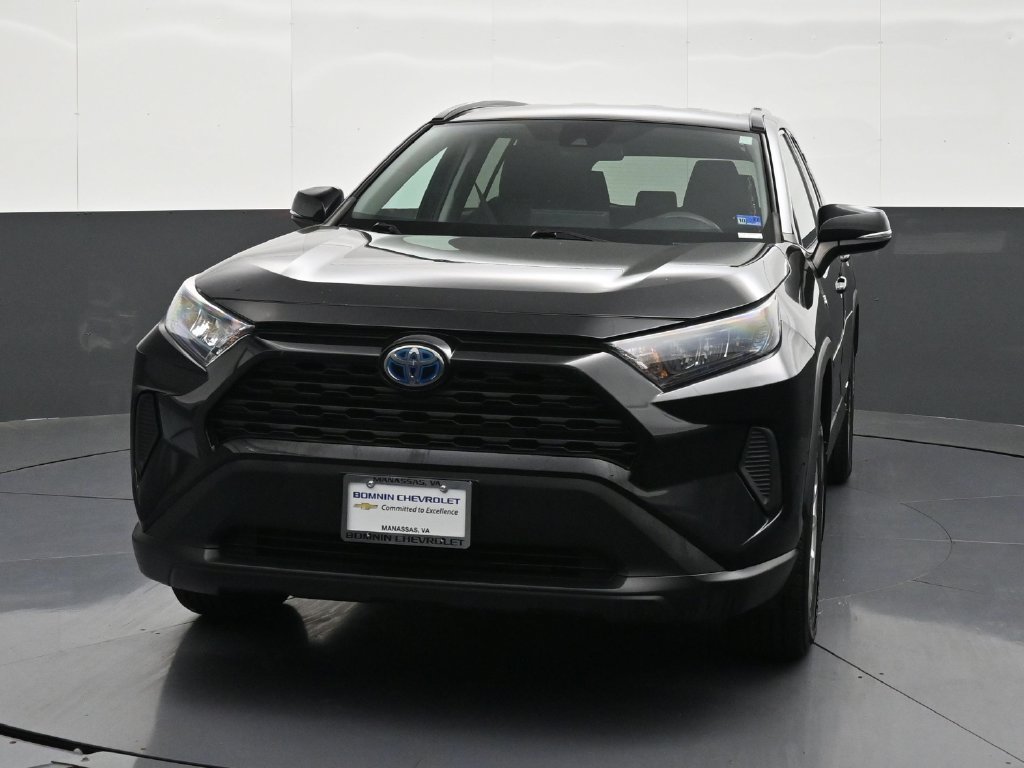 Used 2021 Toyota RAV4 LE AWD/4WD image 8