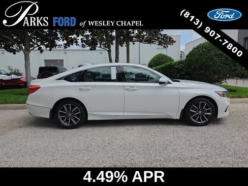 Used 2022 Honda Accord EX-L image 3