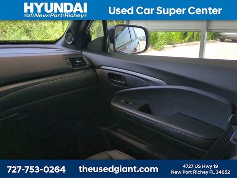 Used 2023 Honda Passport TrailSport image 15