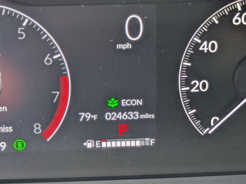 Used 2023 Honda Pilot EX-L image 11