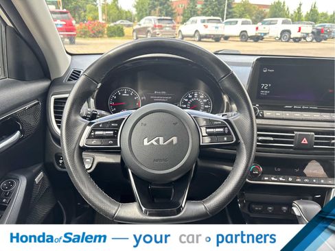 Used 2022 Kia Seltos SX AWD/4WD image 15