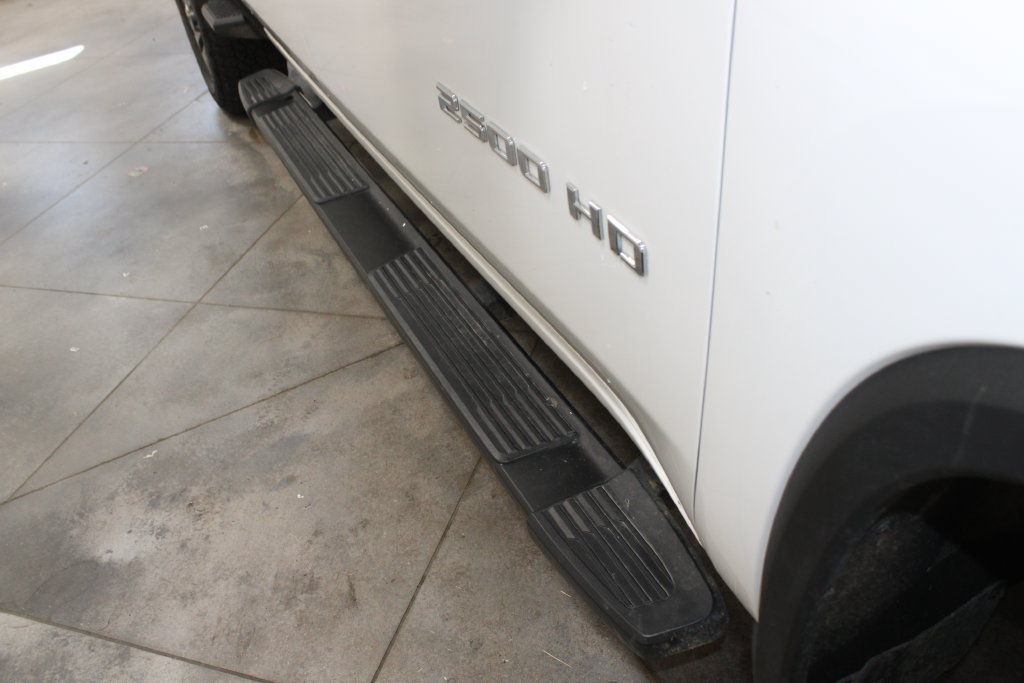 Used 2025 Chevrolet Silverado 2500 Custom w/ Custom Value Package AWD/4WD image 13