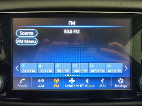 Used 2021 Nissan Kicks SR w/ SR Premium Package FWD image 18