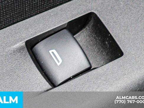 Used 2025 Buick Envista Preferred FWD image 50