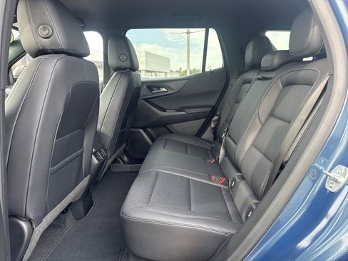 Used 2025 Chevrolet Equinox LT w/ Convenience Package II FWD image 17