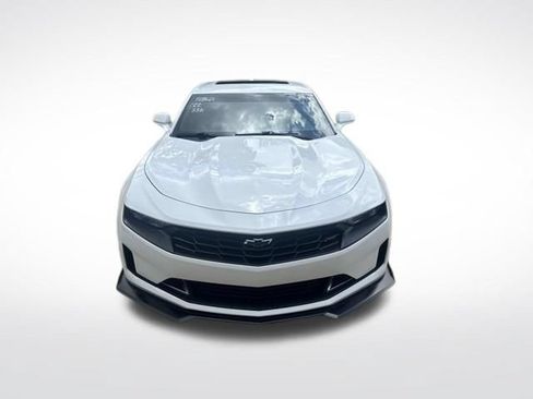Used 2022 Chevrolet Camaro LT RWD image 8