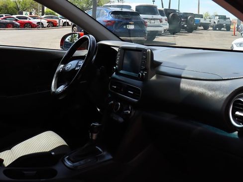 Used 2019 Hyundai Kona SEL w/ Cargo Package FWD image 31