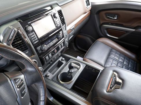 Used 2018 Nissan Titan Platinum Reserve w/ Platinum Utility Package image 43