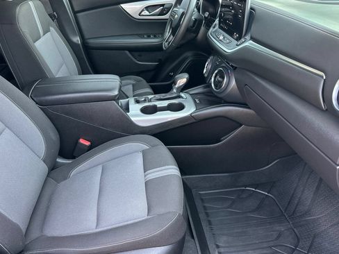 Used 2024 Chevrolet Blazer LT w/ Convenience Package AWD/4WD image 16
