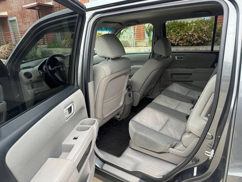Used 2012 Honda Pilot LX image 8