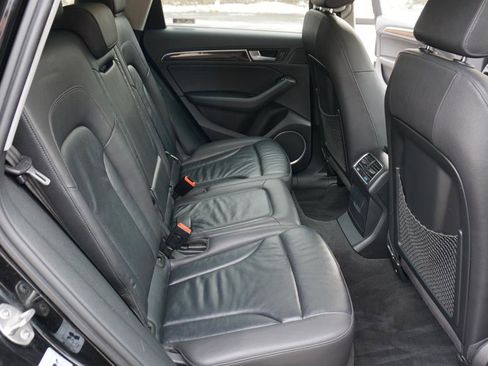 Used 2016 Audi Q5 2.0T Premium Plus w/ Technology Package AWD/4WD image 25