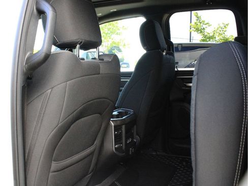 Used 2021 RAM 1500 Big Horn AWD/4WD image 32
