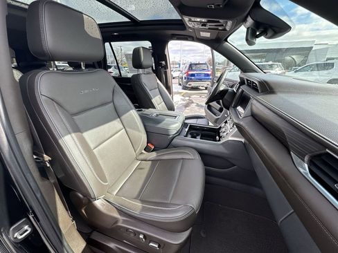 Certified 2023 GMC Yukon Denali image 29