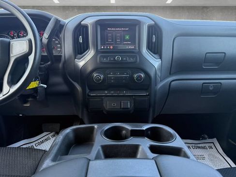 Used 2020 Chevrolet Silverado 1500 Custom Trail Boss w/ Custom Convenience Package AWD/4WD image 4