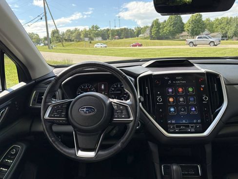Used 2023 Subaru Ascent Limited AWD/4WD image 16