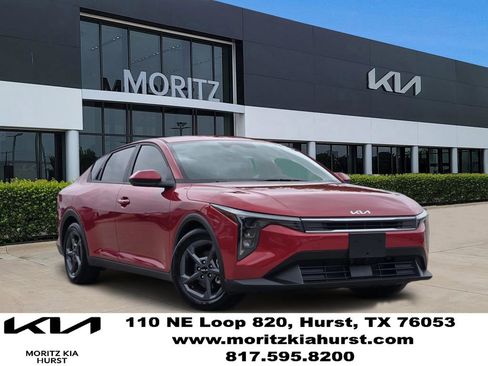 Certified 2025 Kia K4 LXS image 1