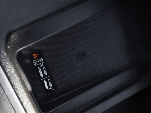 Used 2021 Chevrolet Silverado 2500 LTZ w/ LTZ Convenience Package image 44