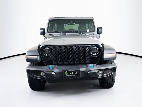 Used 2023 Jeep Wrangler Unlimited w/ 8.4" Radio Group AWD/4WD image 2