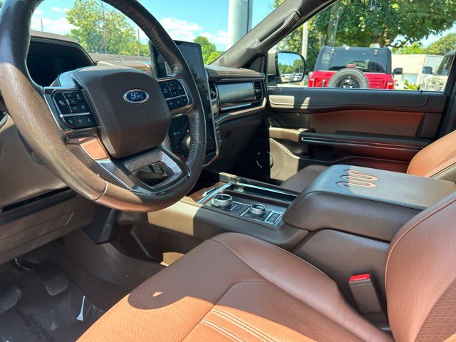 Used 2022 Ford Expedition Max King Ranch AWD/4WD image 23
