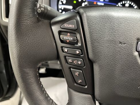 Used 2025 Nissan Frontier SL w/ Graphics Package image 20