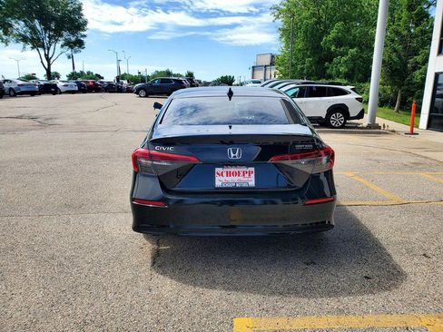 Used 2022 Honda Civic EX image 6