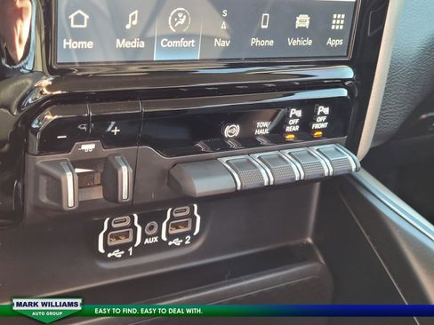 Used 2023 RAM 3500 Laramie image 39