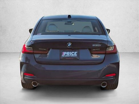Used 2023 BMW 330i Sedan w/ Convenience Package image 7