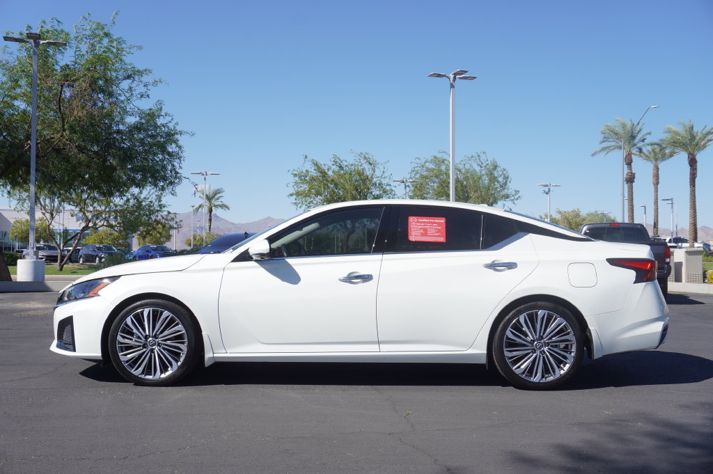 Certified 2025 Nissan Altima 2.5 SL FWD image 2
