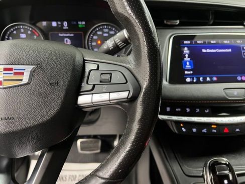 Used 2020 Cadillac XT4 Sport AWD/4WD image 27
