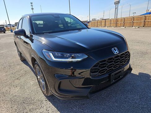 Used 2026 Honda HR-V LX image 11