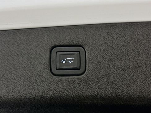 Used 2023 Chevrolet Blazer LT w/ Convenience Package image 31