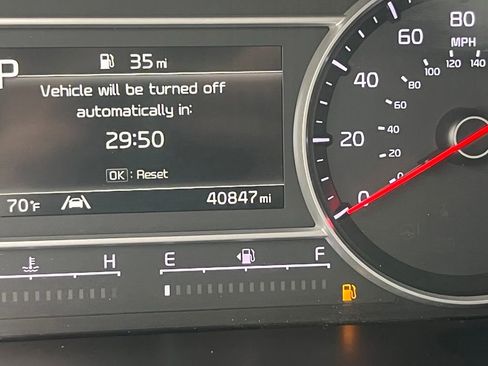Used 2022 Kia Sorento S FWD image 36