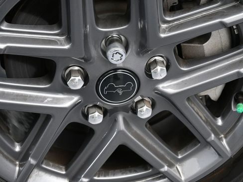 Used 2025 Jeep Wrangler Sport image 29