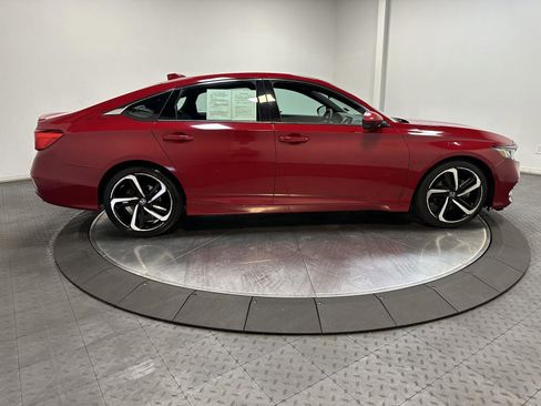 Certified 2018 Honda Accord Sport image 15