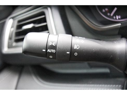 Used 2023 Subaru Ascent Limited w/ Technology Package AWD/4WD image 17