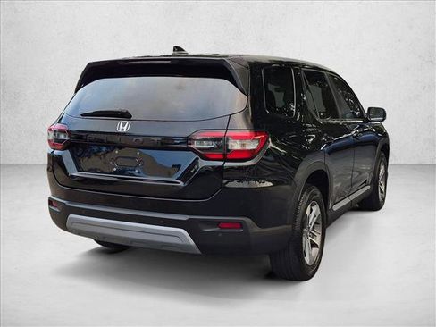 Certified 2024 Honda Pilot EX-L image 5