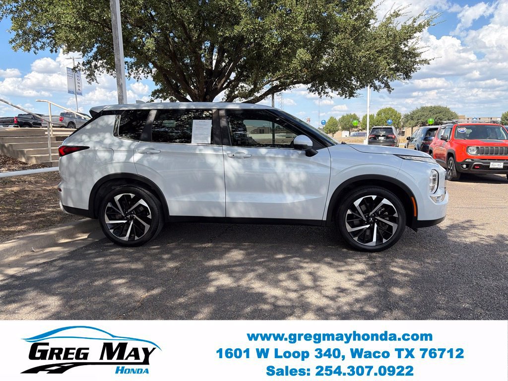 Used 2023 Mitsubishi Outlander SE FWD image 9
