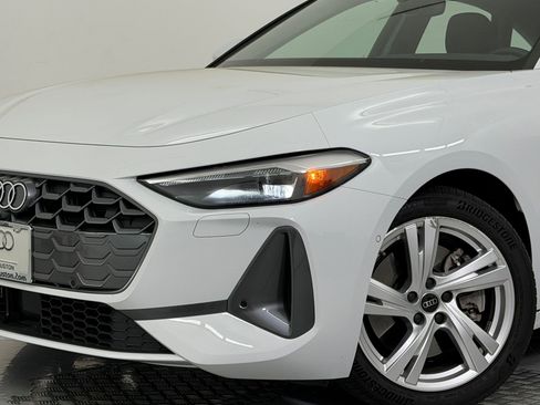 Used 2025 Audi A5 2.0T Premium w/ Convenience Package image 11