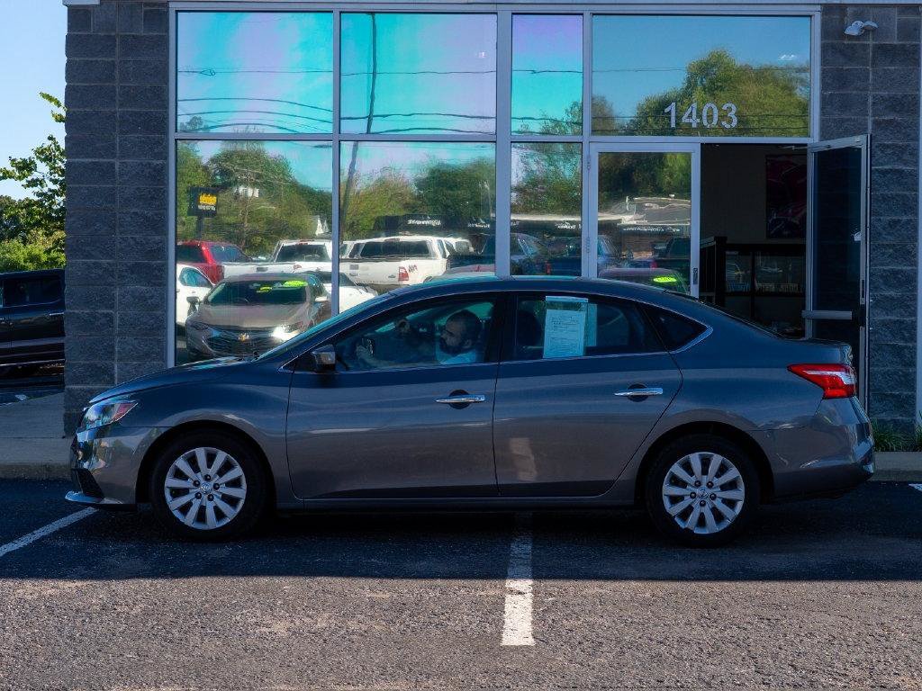 Used 2018 Nissan Sentra S FWD image 5