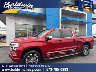 Used 2023 Chevrolet Silverado 1500 High Country w/ Z71 Off-Road Package AWD/4WD video 1