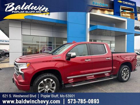 Used 2023 Chevrolet Silverado 1500 High Country w/ Z71 Off-Road Package AWD/4WD image 1