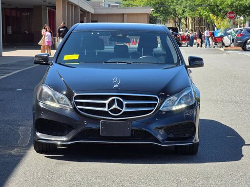 Used 2016 Mercedes-Benz E 350 4MATIC Sedan image 2