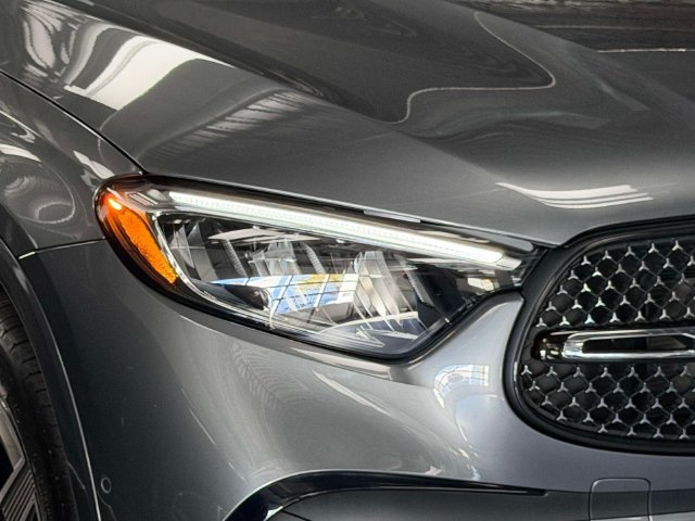 Certified 2023 Mercedes-Benz GLC 300 4MATIC image 8