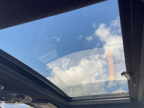 Used 2018 FIAT 500 e w/ Esport Package image 14