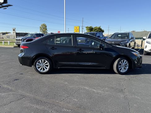 Certified 2024 Toyota Corolla LE w/ LE Convenience Package image 10