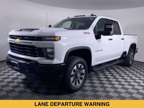 Certified 2024 Chevrolet Silverado 2500 Custom w/ Custom Value Package AWD/4WD image 16